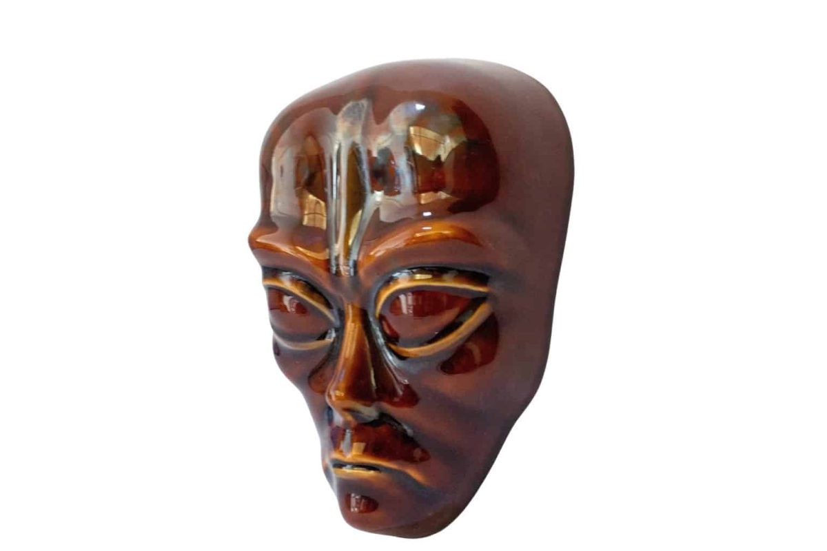 Maske, 24 cm x 15,8 cm, glänzendes Braun