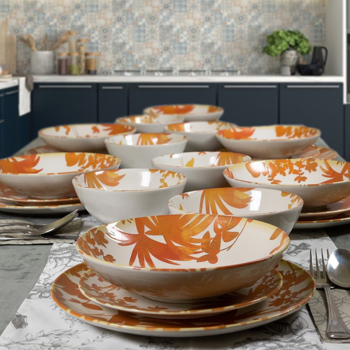 Küchenset, Cesiro, für 6 Personen, 73-teilig, elfenbeinweiß mit orangefarbenen Blättern